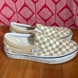 Vans Olive checkered size 7 women's